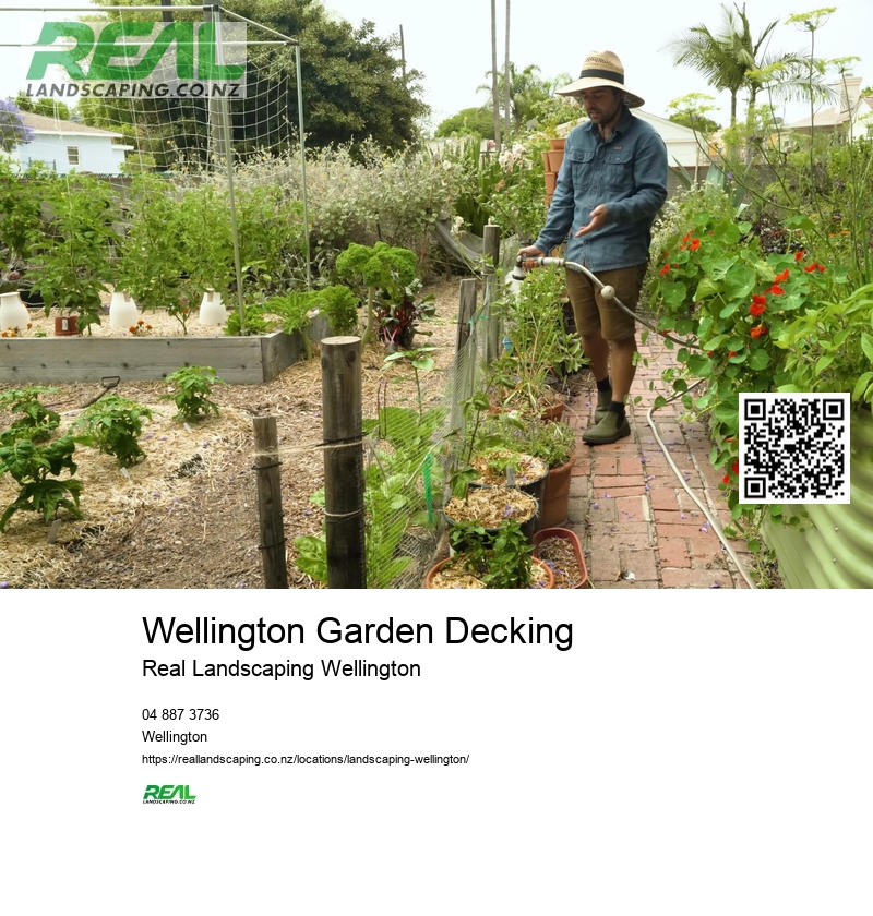 Wellington Garden Decking